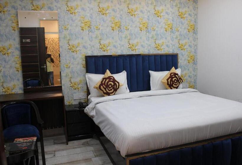 Hotelli Red Apple Near Railway Station Chandigarh