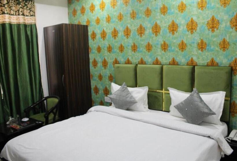 Hotelli Red Apple Near Railway Station Chandigarh
