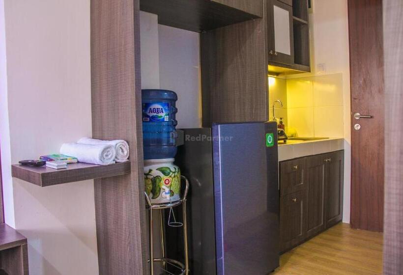 酒店 Redliving Apartemen Gunung Putri Square  Sansan Room Tower Pinus