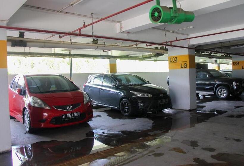 酒店 Redliving Apartemen Gunung Putri Square  Sansan Room Tower Pinus