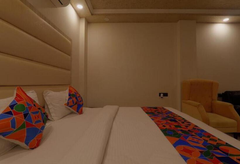 酒店 Shri Tirupati Residency