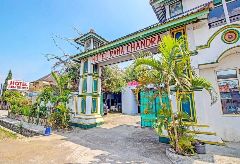 Spot On 91694 Hotel Rama Chandra