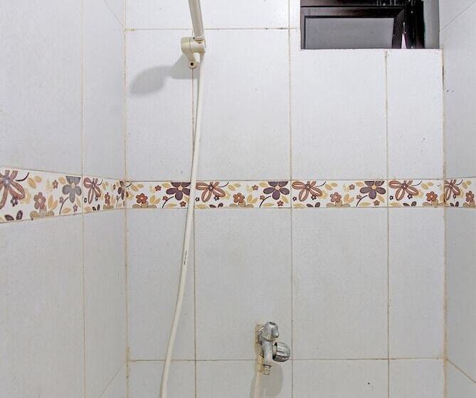 Spot On 91694 Hotel Rama Chandra