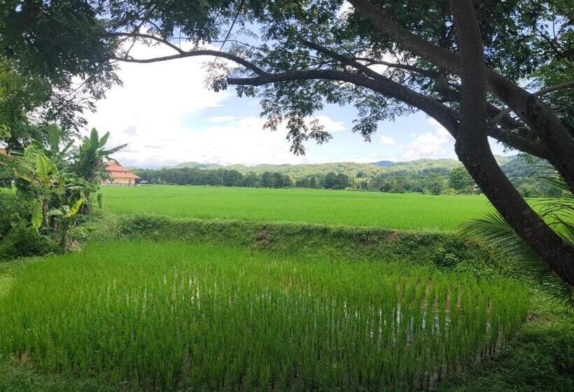 بنسيون อุสาวิวรีสอร์ท