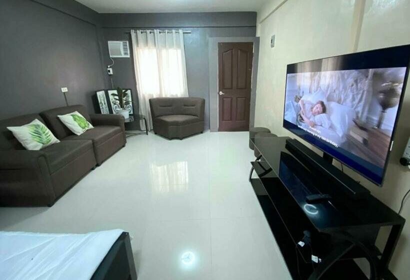 펜션 Adam S Hotel Apartment