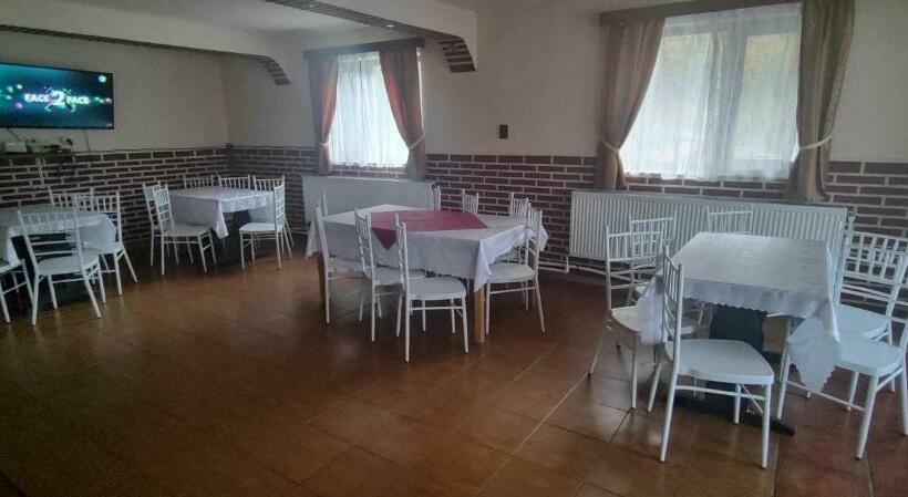 Пансион Cabana Cerbu