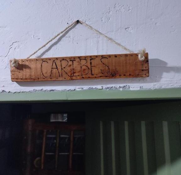 ペンション Hostal Amaní