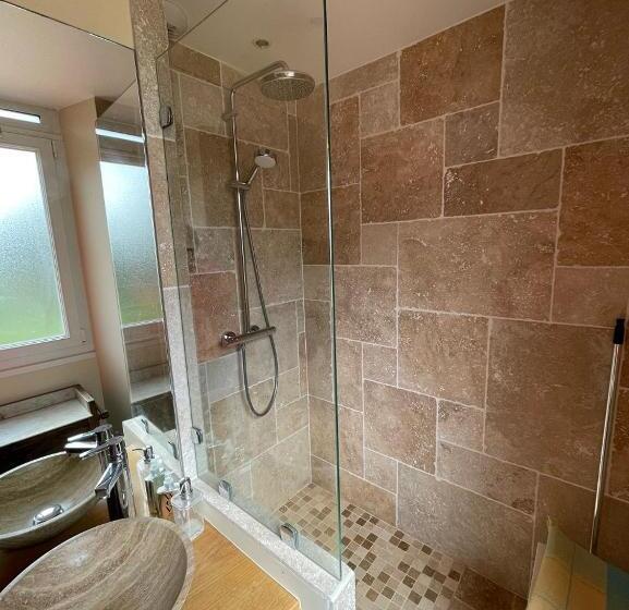 פנסיון La Ferme De Villeneuve