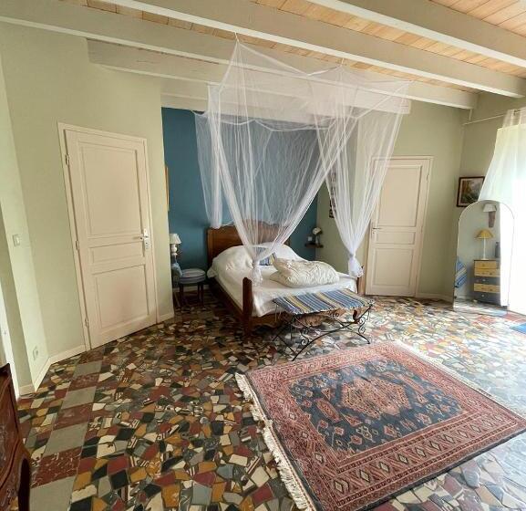 פנסיון La Ferme De Villeneuve