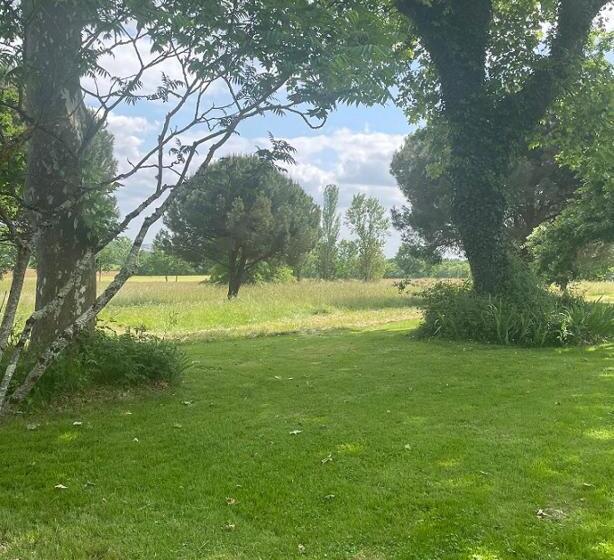 פנסיון La Ferme De Villeneuve