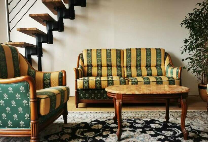 بنسيون La Montrieuse, Chambre Individuelle Avec Sauna Et Baignoire Spa