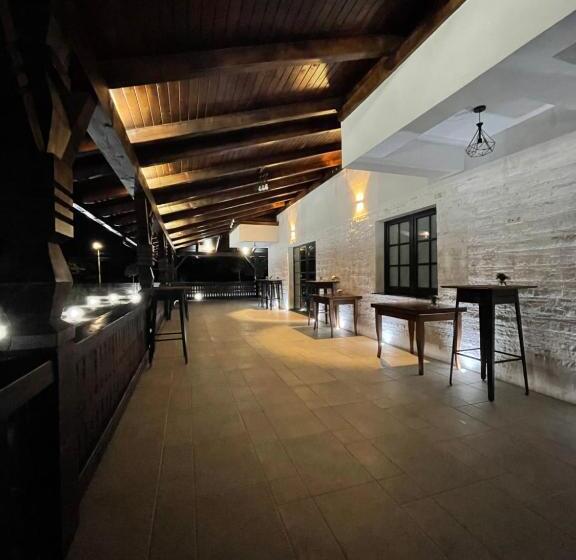 פנסיון Livada Bucovinei