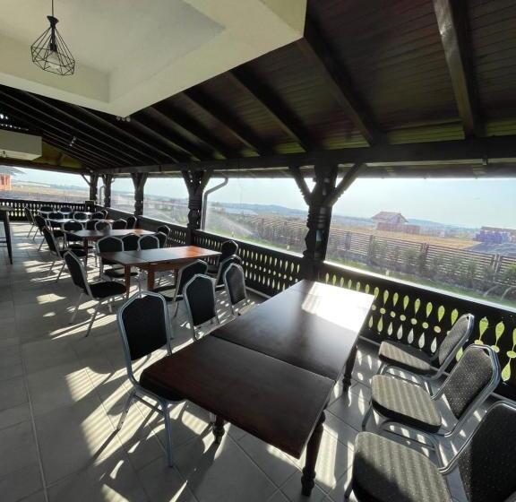 פנסיון Livada Bucovinei