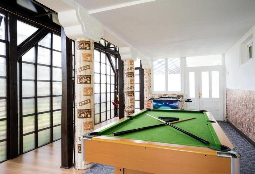 פנסיון Perla Brazilor