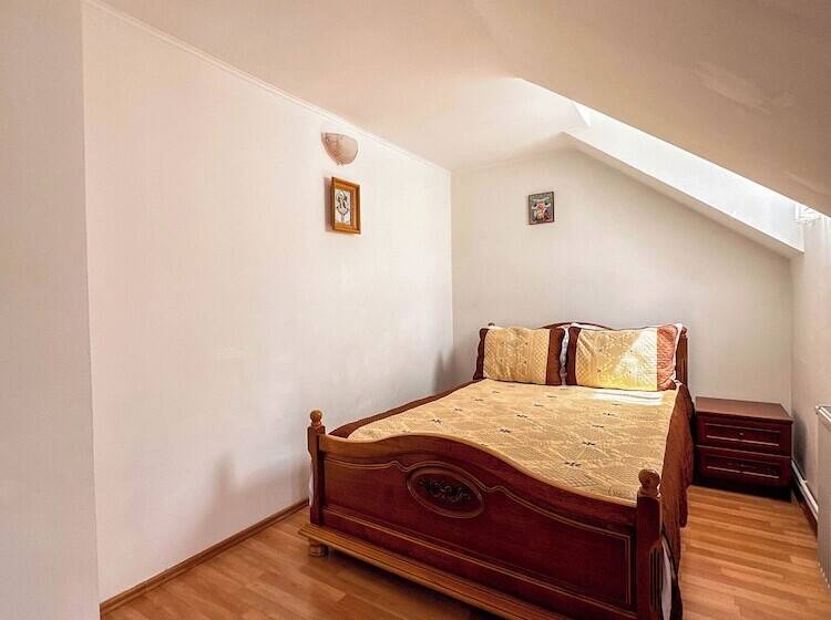 פנסיון Perla Brazilor