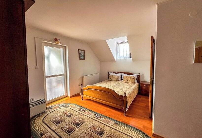 פנסיון Perla Brazilor