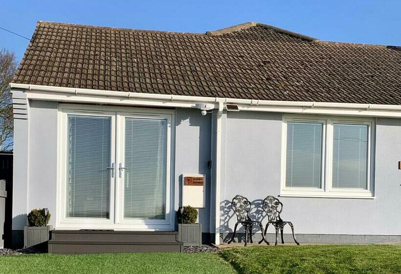 Пансион Poppy Annex