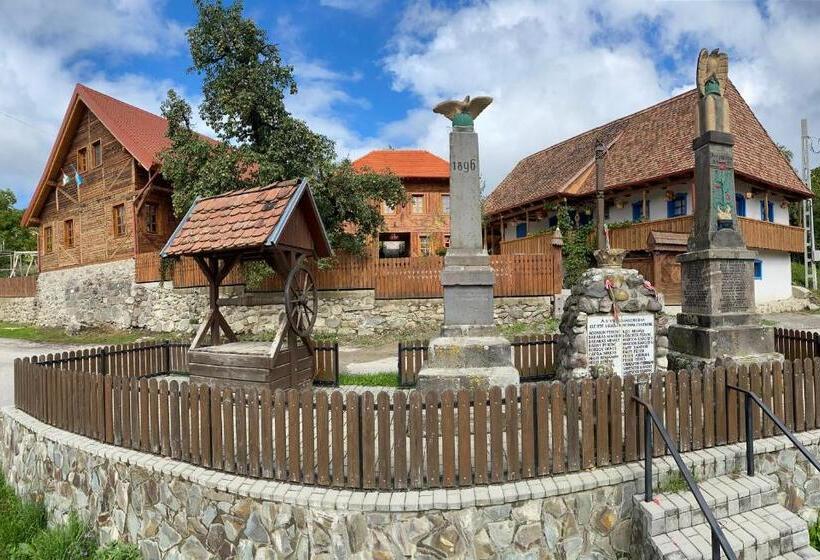 ペンション Székelyföld,siklódi Kő Vendégház, Csűr