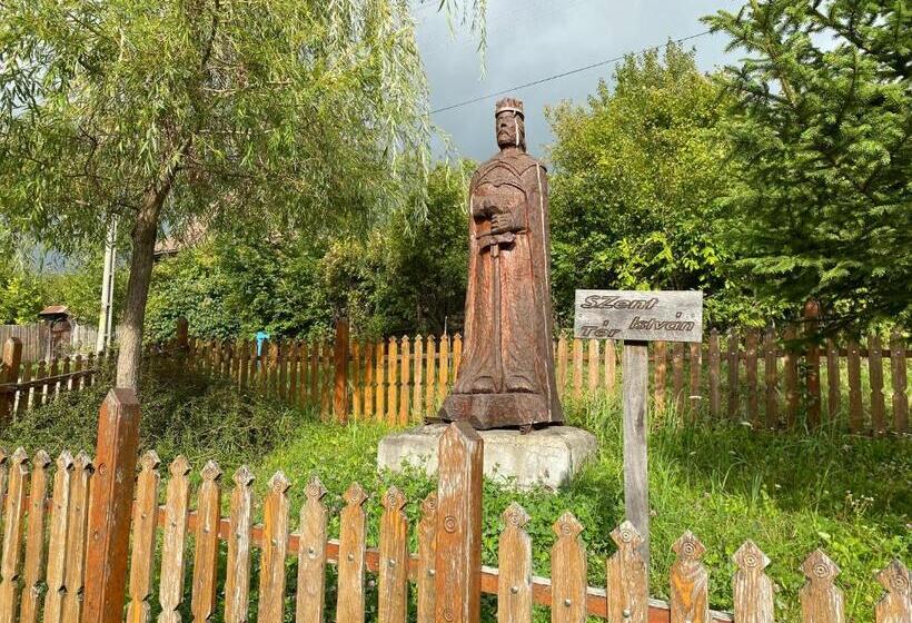 ペンション Székelyföld,siklódi Kő Vendégház, Csűr