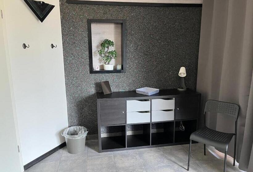 펜션 Zimmervermietung Allstedt