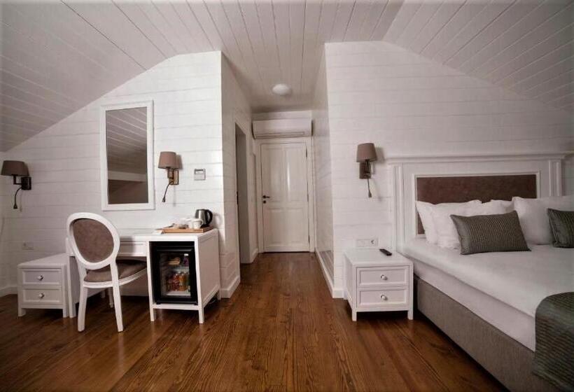 Triada Hotel Buyukada