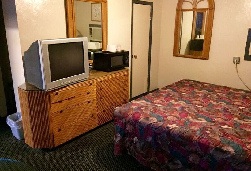 Cadillac Motel Fanning Springs