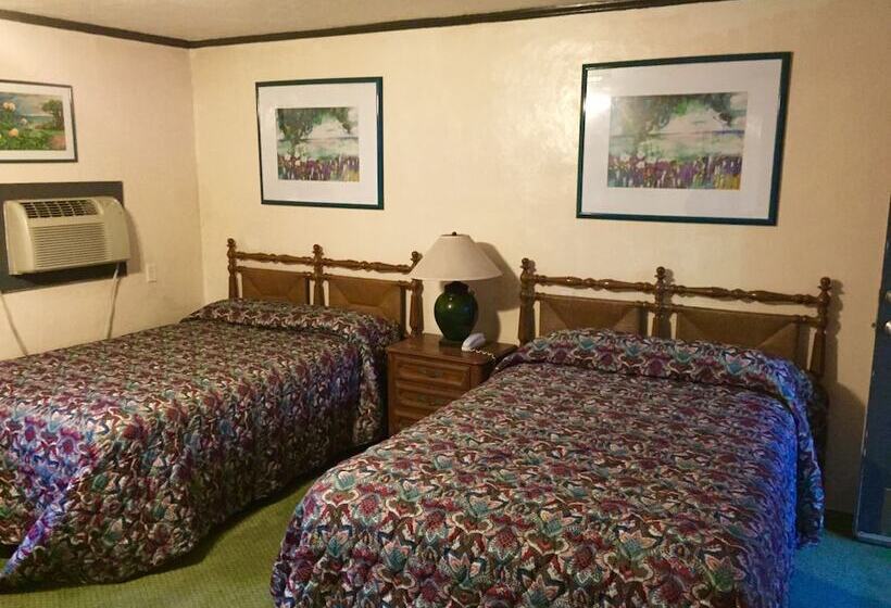 Cadillac Motel Fanning Springs