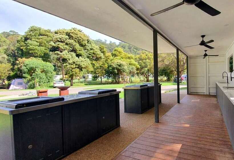 בית מלון כפרי Big4 Wye River Holiday Park