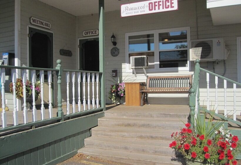 ホテル Briarwood Coastal Cottages & Lodge