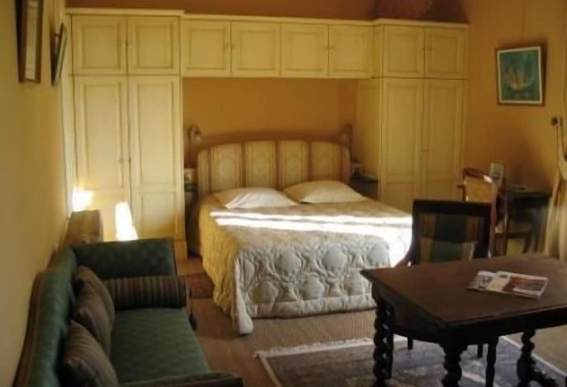 هتل Château Belles Graves