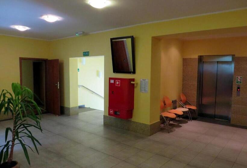 هتل City Apartments Protos