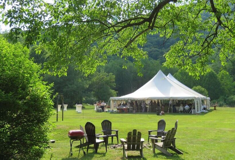 فندق Cold Spring Lodge