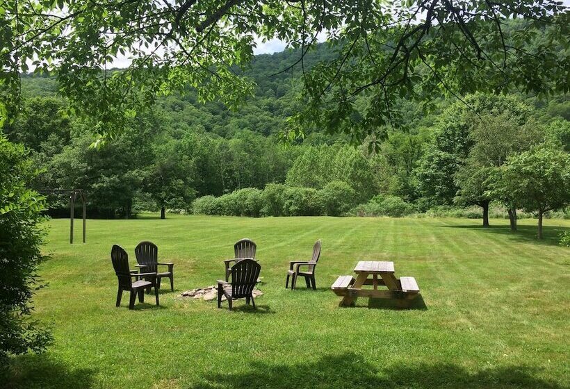 فندق Cold Spring Lodge