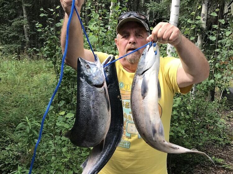 Отель Frenchy's Fishing And Adventure Cabins