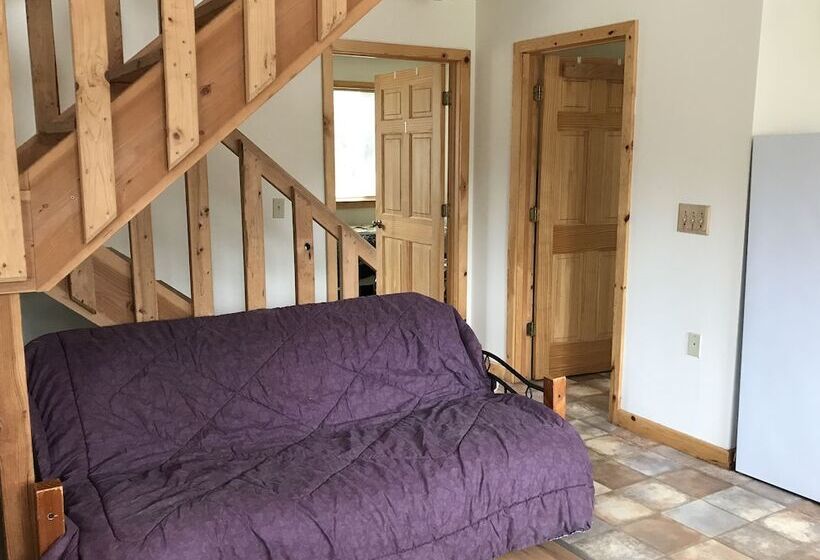 Отель Frenchy's Fishing And Adventure Cabins