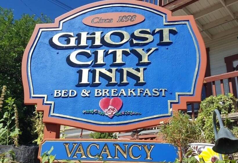 בית מלון כפרי Ghost City Inn