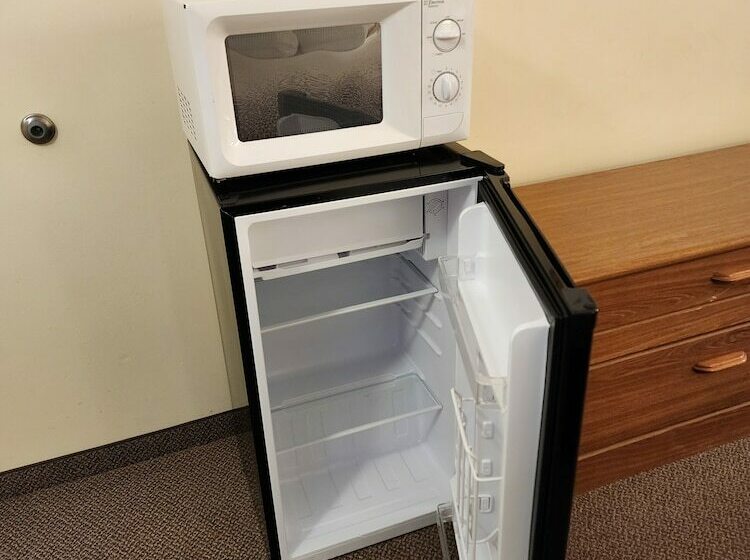 فندق Grantsburg Inn