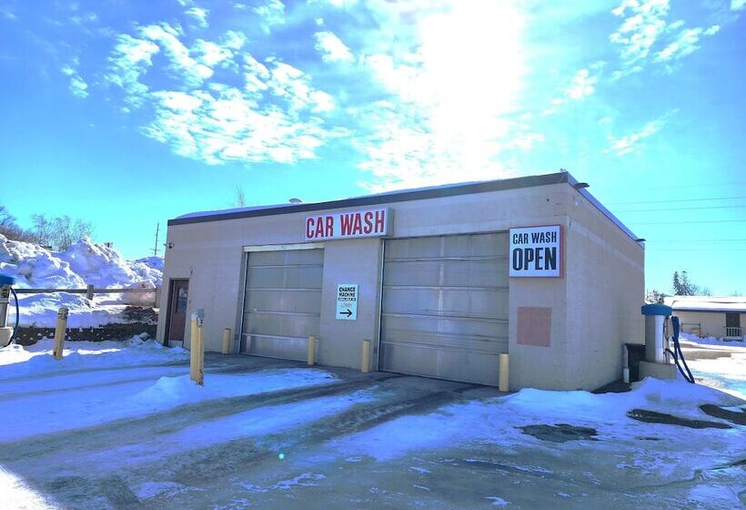 فندق Grantsburg Inn