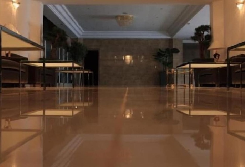 هتل Hôtel César