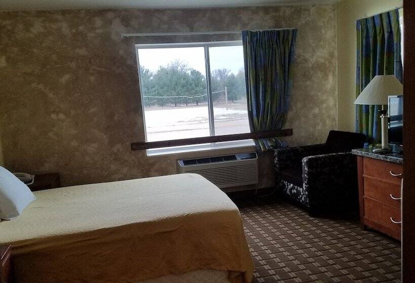 فندق Inn Of The Pines