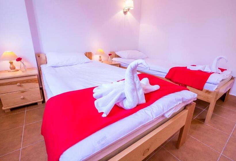 בית מלון כפרי Kurpiowska Kraina