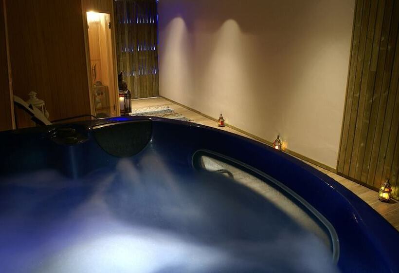 ホテル Les Suites   Adults Only