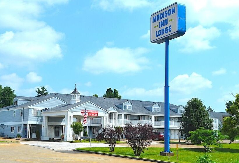 فندق Madison Inn Lodge