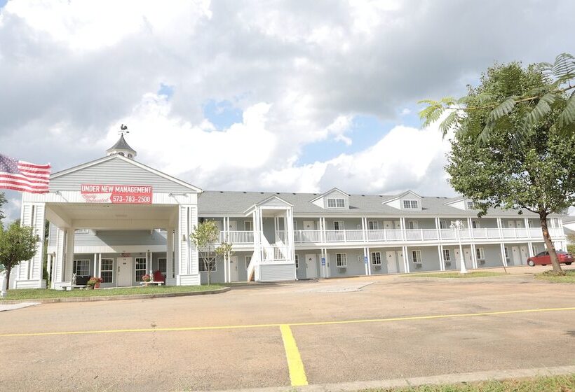 فندق Madison Inn Lodge