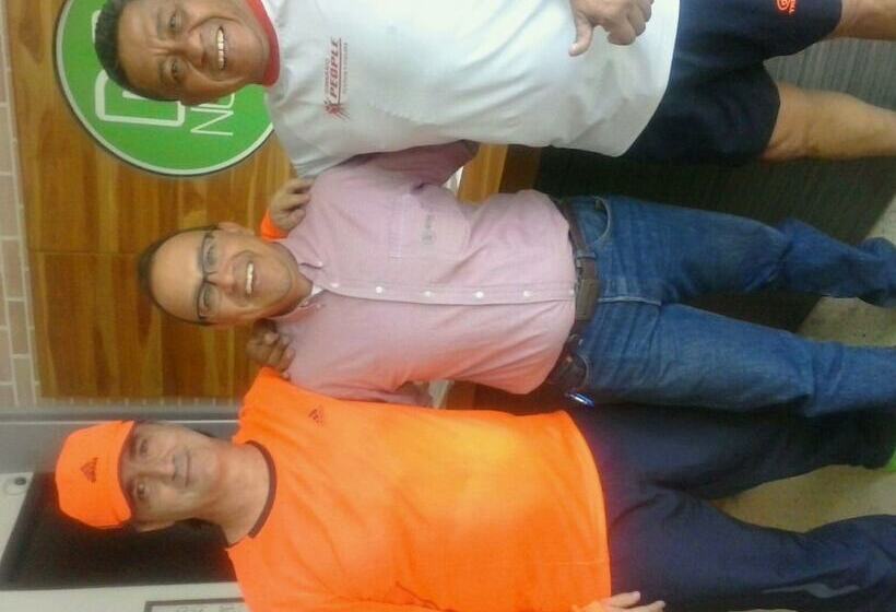 בית מלון כפרי Nogal