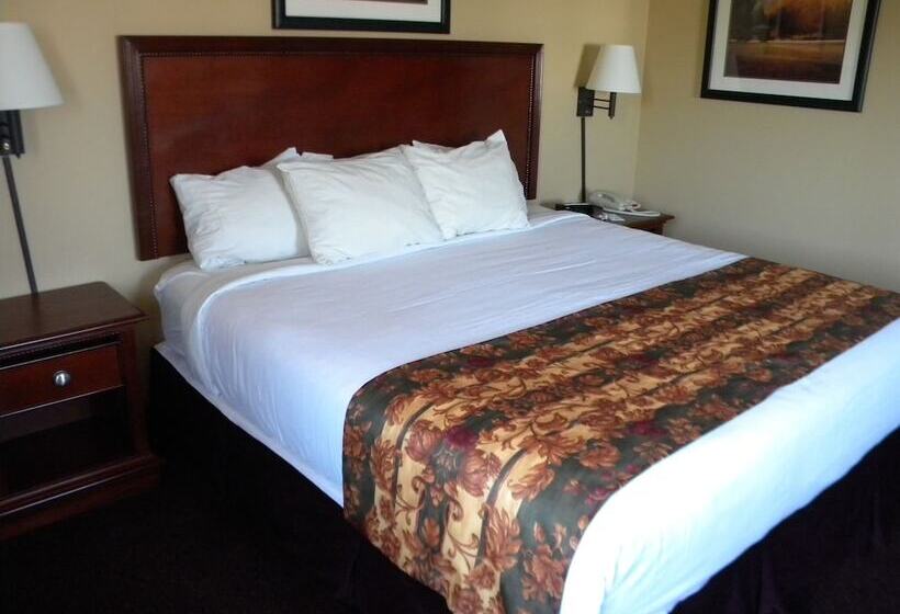 호텔 Pocahontas Inn & Suites