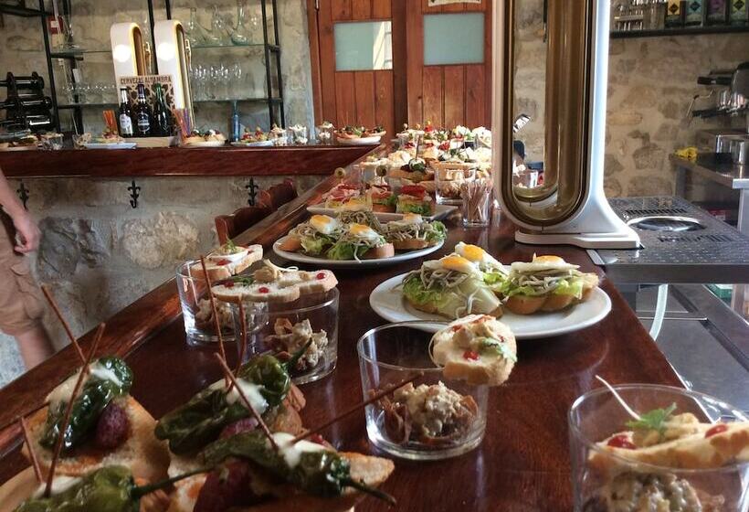 فندق Rural Ana De Navarra