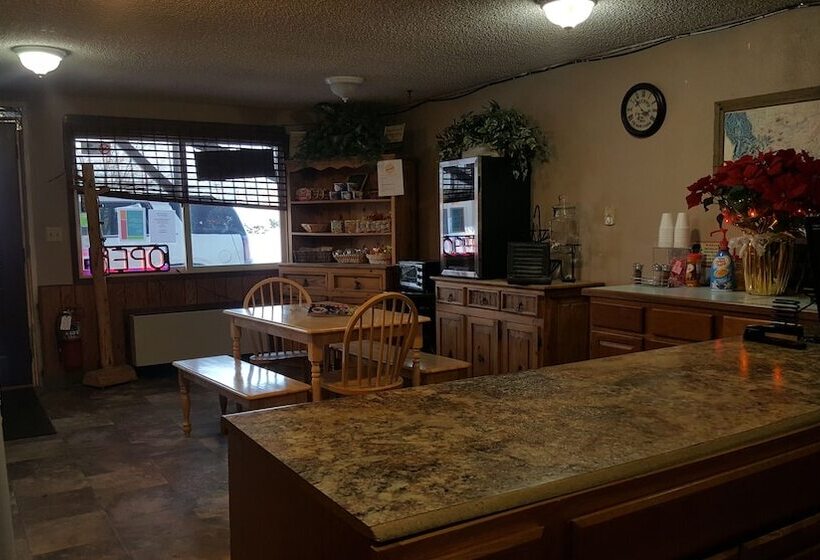 فندق Sagebrush Inn