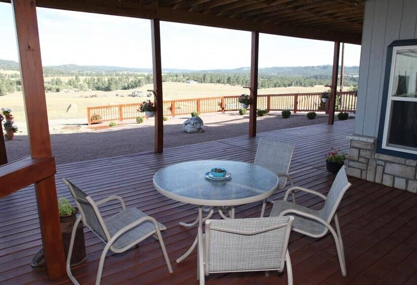 فندق Sawin  Logs Inn