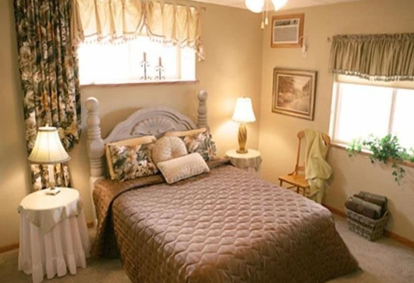 호텔 Sawin  Logs Inn